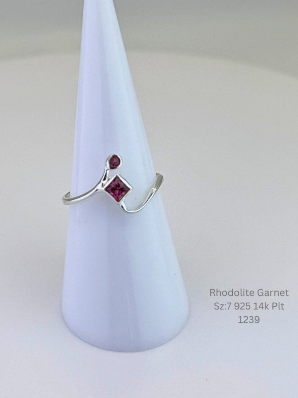 Rhodolite Garnet Ring Size 7 925 Sterling Silver 14K Gold Plated Minimalist